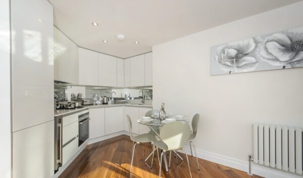 618 Kitchen1